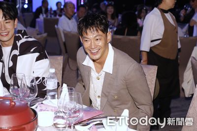 快訊/閃兵威廉今天現身 瘦一圈坦言都在做這件事 「老婆比我厲害」