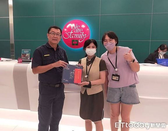 ▲▼ 嘉市警銀聯手成功阻詐 守護民眾財產安全  。（圖／嘉義市警局提供）