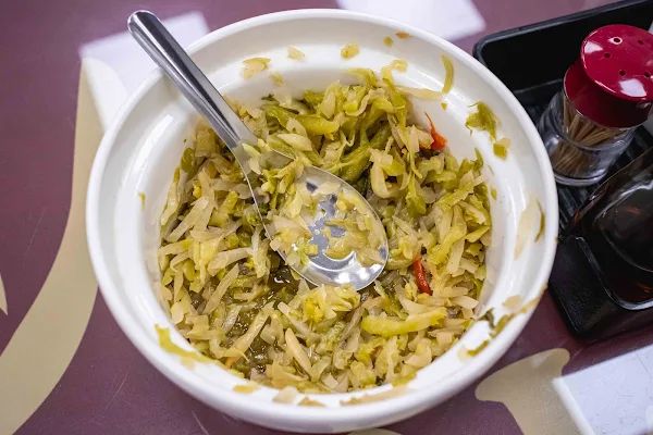 ▲▼台北中正區70年美食「清真黃牛肉麵館」，免費加湯加麵吃到爽，傳承不變的好味道！（圖／部落客美熊提供）