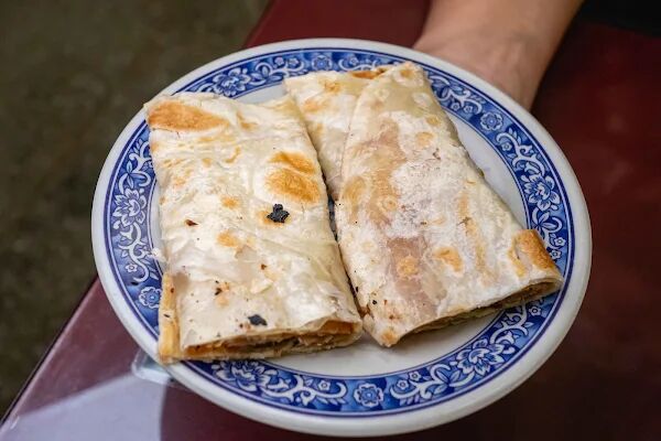 ▲▼台北中正區70年美食「清真黃牛肉麵館」，免費加湯加麵吃到爽，傳承不變的好味道！（圖／部落客美熊提供）