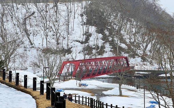 ▲▼北海道最安靜的冬日一隅，日本支笏湖一日遊行程安排。（圖／部落客CJ夫人提供）