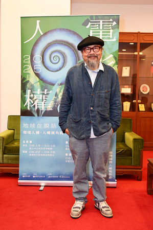 ▲▼法籍柬埔寨裔「國際名導」潘禮德（Rithy Panh），受邀來台參加2025臺灣國際人權電影節。（圖／海鵬提供）