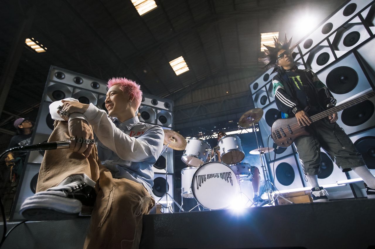 ▲▼周湯豪〈FLAMES〉。（圖／環球提供）