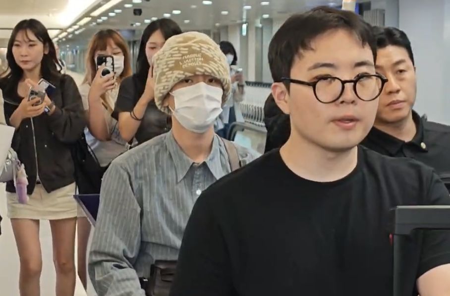 ▲▼  邊伯賢、權恩妃抵台 。（圖／桃園機場記者聯誼會提供）