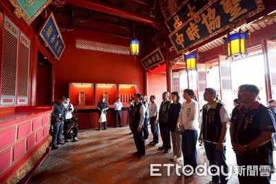 2025孔廟文化節登場 黃偉哲親點硃砂啟智120名小一新生開智慧