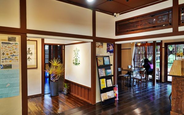 ▲▼澎湖篤行十村內「驚蟄茶室」，在全台最古老眷村內的海那邊，隱密靜懿的日式質感茶室與選物店。（圖／部落客Mika提供）