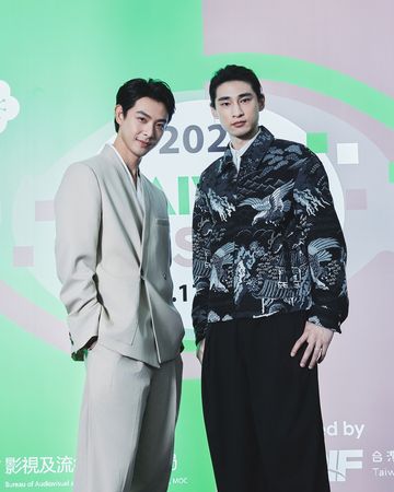 ▲連晨翔（左）與章廣辰帶著新作《舊金山美容院》到韓國首爾宣傳。（圖／TVBS提供）