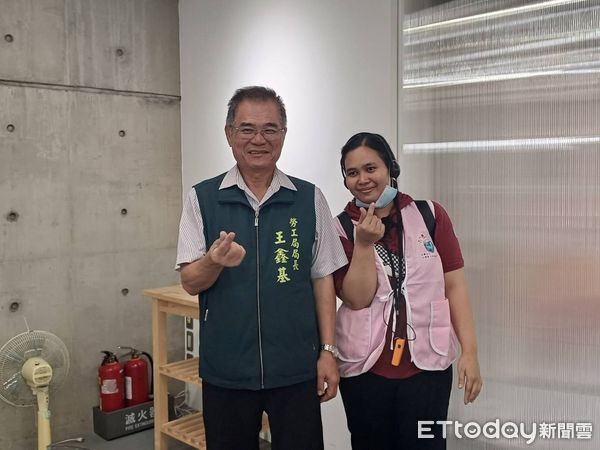 ▲台南市勞工局舉辦「家庭類勞僱一家親」活動，邀請移工、被照顧者與家屬同遊，共享溫馨時光。（記者林東良翻攝，下同）