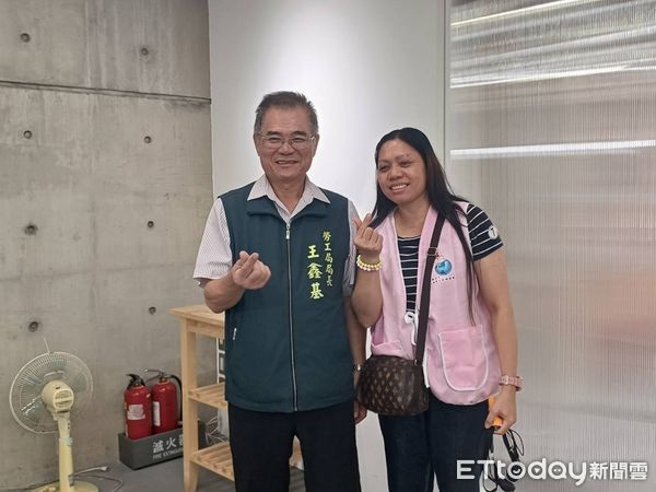 ▲台南市勞工局舉辦「家庭類勞僱一家親」活動，邀請移工、被照顧者與家屬同遊，共享溫馨時光。（記者林東良翻攝，下同）