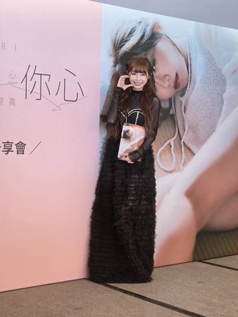 ▲Yuri今天出寫真，好友RINA與宋宋都來力挺。（圖／記者葉文正攝）