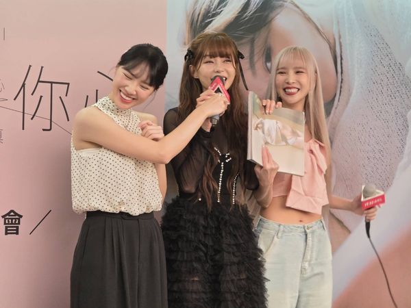 ▲Yuri今天出寫真，好友RINA與宋宋都來力挺。（圖／記者葉文正攝）