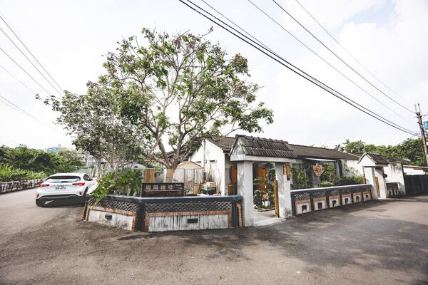 ▲▼龍潭咖啡廳推薦「瑞陽咖啡」，就連在地人都不知道的隱密咖啡廳，100塊手沖咖啡喝到飽。（圖／部落客黑皮提供）