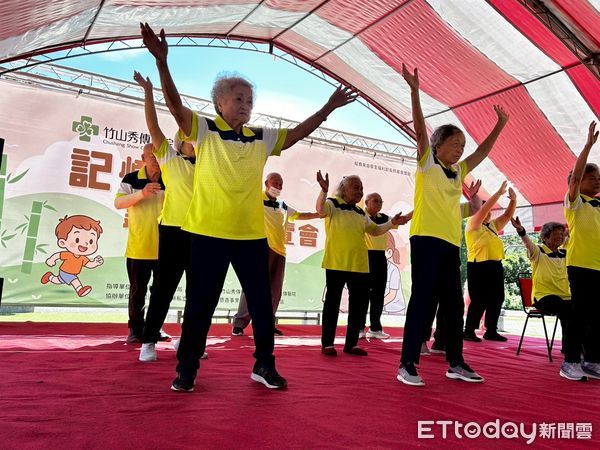 ▲「記憶同行*銀光樂智」博覽會今天登場。（圖／竹山秀傳醫院提供）