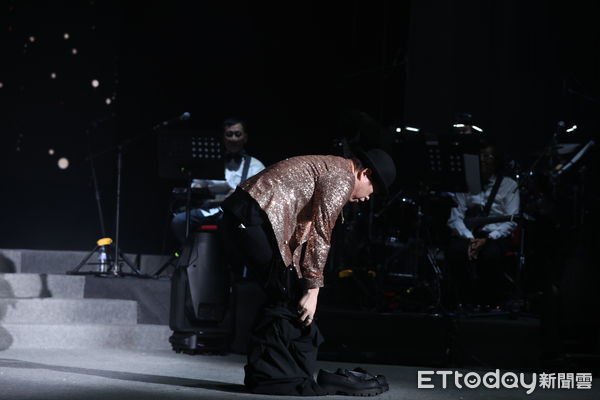 ▲周思潔《不晚》演唱會，嘉賓康康。（圖／記者林敬旻攝）