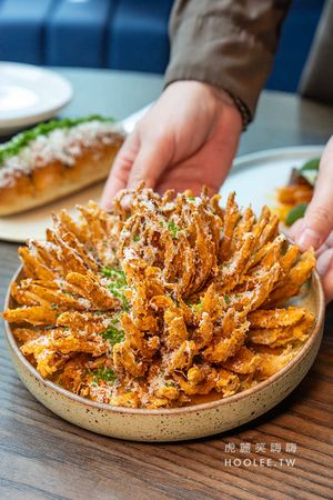 ▲▼高雄超美城市餐酒館「LAB PIER2駁二店」!約會聚餐必吃創意料理，推薦章魚麵疙瘩與戰斧豬排。（圖／部落客虎麗提供）