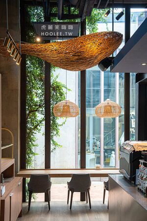 ▲▼高雄超美城市餐酒館「LAB PIER2駁二店」!約會聚餐必吃創意料理，推薦章魚麵疙瘩與戰斧豬排。（圖／部落客虎麗提供）