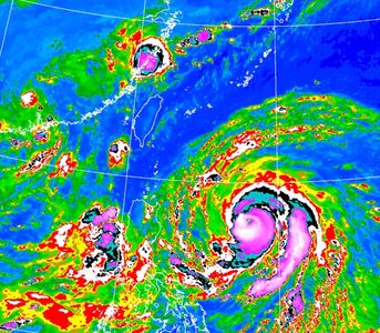樺加沙「乘狂風」逼近台灣了！七地暴風圈侵襲率破50%