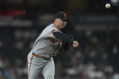 美媒評鄧愷威表現如雲霄飛車　巨人教頭：控球不穩無法持續好投