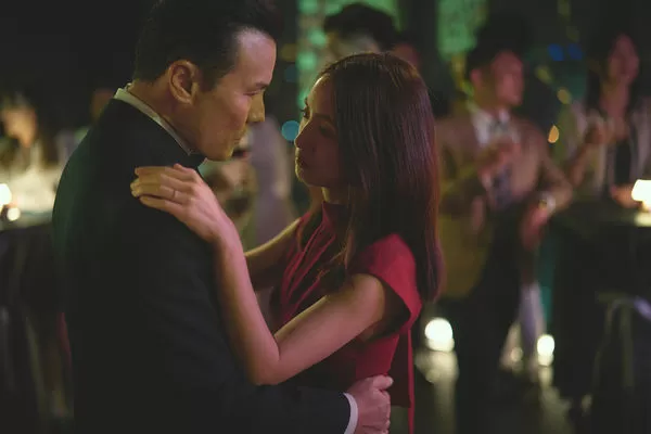 ▲電影《失明》是林依晨首部監製作品，同時身兼主演的她，這次角色在心境、情感流動上難度更高。（圖／周子娛樂提供）