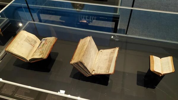 ▲▼布魯日代表博物館「格羅寧格博物館」重點館藏介紹、參觀資訊說明。（圖／部落客Leo提供）