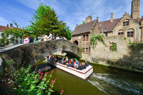 ▲▼布魯日代表博物館「格羅寧格博物館」重點館藏介紹、參觀資訊說明。（圖／部落客Leo提供）