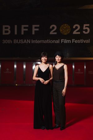 ▲《女孩不平凡》主演登上釜山影展。（圖／綺影發行提供）