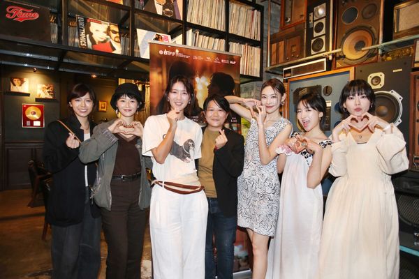 ▲《女孩不平凡》主演登上釜山影展。（圖／綺影發行提供）