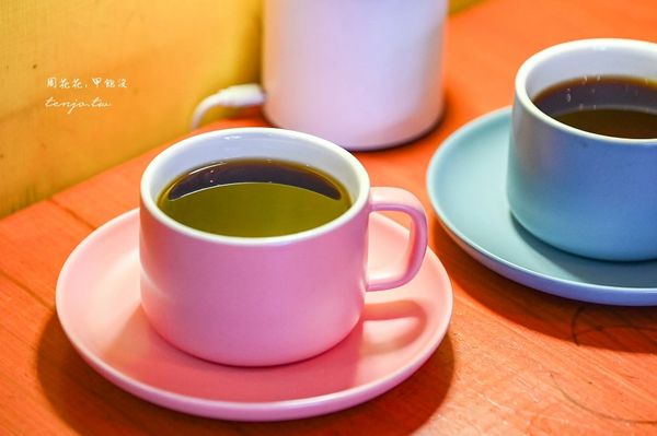 ▲▼新北泰山「芳咖啡」，隱身畫廊裡的超平價咖啡廳！單品手沖只要80元自烘店高水準推薦。（圖／部落客周花花提供）