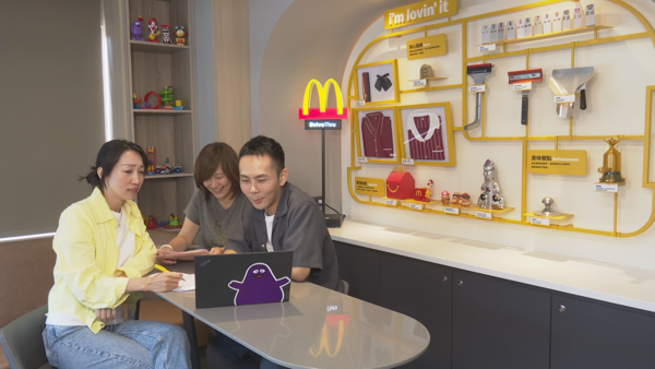 ▲▼麥當勞人物故事,速食店,徵才,Working Holiday,smile learning。（圖／記者姜國輝攝）