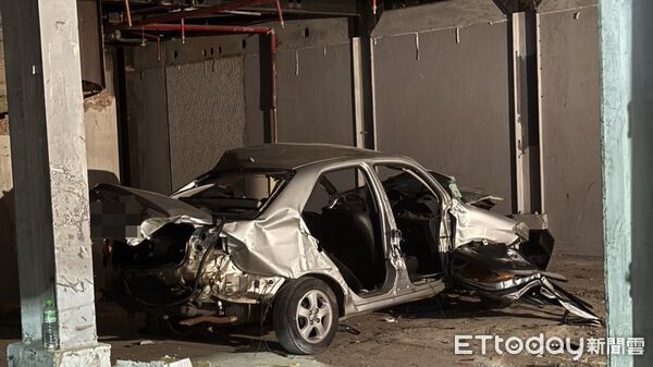 ▲新竹4死車禍，車輛衝進工地畫面曝光 。（圖／記者黃彥傑翻攝，下同）