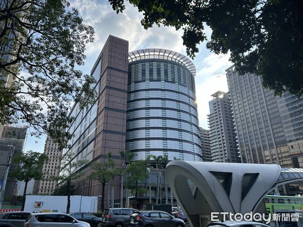 ▲新光三越。（圖／都發局提供）