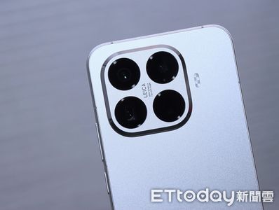  Xiaomi 15T Pro開箱！徠卡三鏡頭「拍照極美」2萬價位規格有誠意