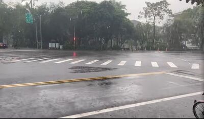 宜蘭狂風暴雨卻要上班！　民眾怒火燒代理縣長：他是誰？