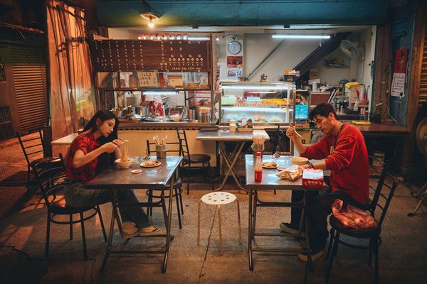 ▲▼ 李千娜新歌MV邀請涂善存和陳君豪助陣。（圖／環球音樂提供）