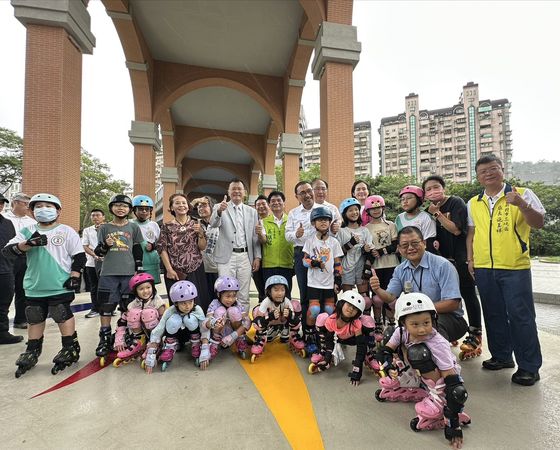 「溜」進新景點!三鶯線飛鳶廣場思古迴廊啟用融合在地文化 打造全台唯一捷運「仿古拱橋」（圖／新北市政府捷運工程局提供）