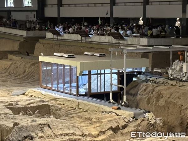 ▲▼秦始皇帝陵用「數位方艙」搶救兵馬俑。（圖／記者陳冠宇攝）