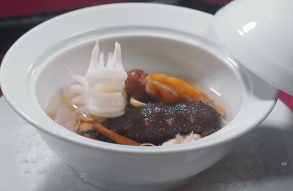 ▲▼潤娥熱播劇《暴君的廚師》也陷辱華風波。（圖／翻攝自微博、Instagram）