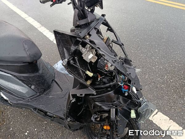 ▲花蓮死亡車禍，20歲黃男酒駕上路，自撞電桿釀1死1重傷。（圖／地方中心翻攝，下同）