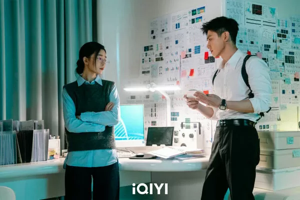 ▲《不眠日》由白敬亭、文詠珊主演。（圖／iQIYI愛奇藝國際版提供）