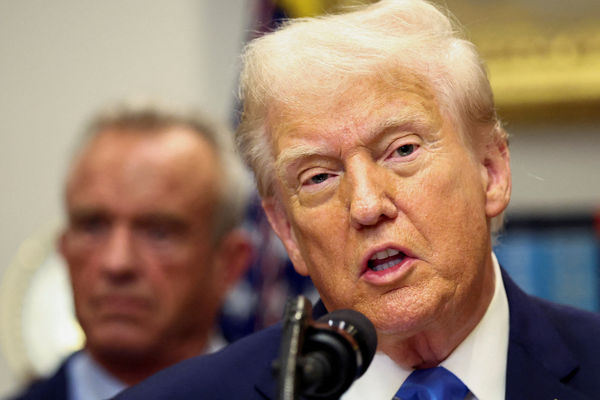 ▲▼美國總統川普宣布，美國食品藥物管理局（FDA）將通知醫師，孕期使用乙醯氨酚（acetaminophen）可能大幅增加自閉症風險。（圖／路透）