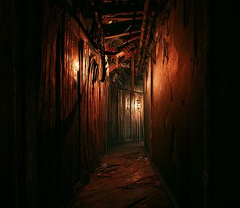 《劍星》官方PO「陰森長廊」圖 噓聲一句暗示《沉默之丘f》合作