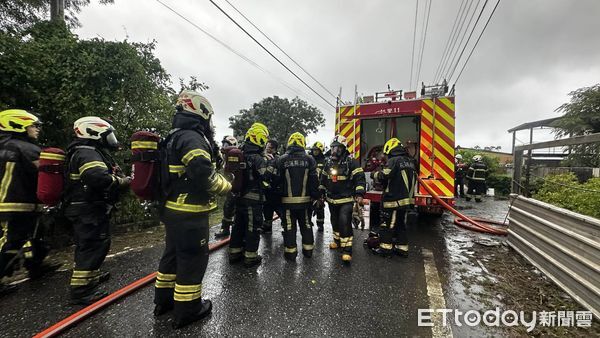▲▼花蓮烤漆工廠遭雷擊火警。（圖／記者王兆麟翻攝）