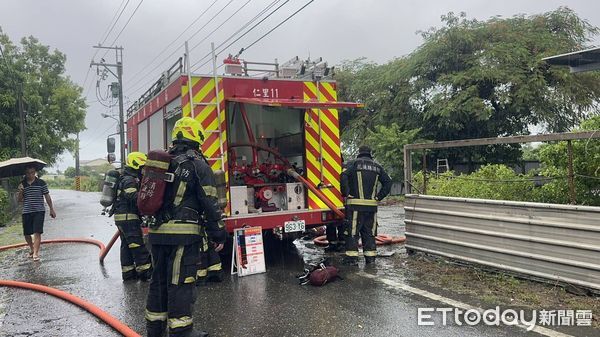 ▲▼花蓮烤漆工廠遭雷擊火警。（圖／記者王兆麟翻攝）