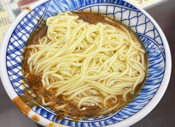 ▲▼宜蘭美食「大麵章」，宜蘭車站附近營業至凌晨的麻醬麵店。（圖／部落客陳小可提供）