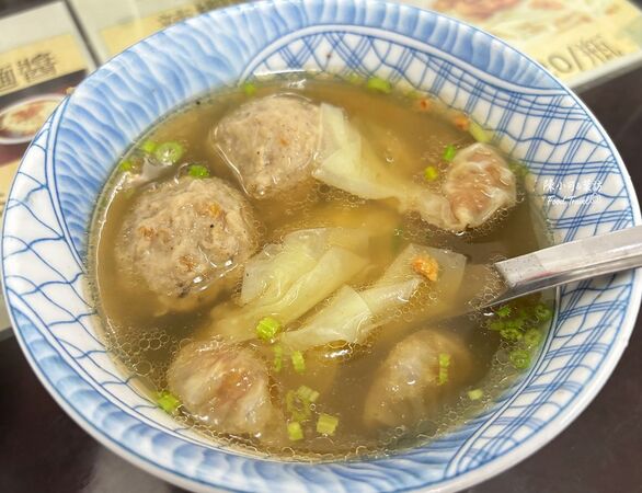 ▲▼宜蘭美食「大麵章」，宜蘭車站附近營業至凌晨的麻醬麵店。（圖／部落客陳小可提供）