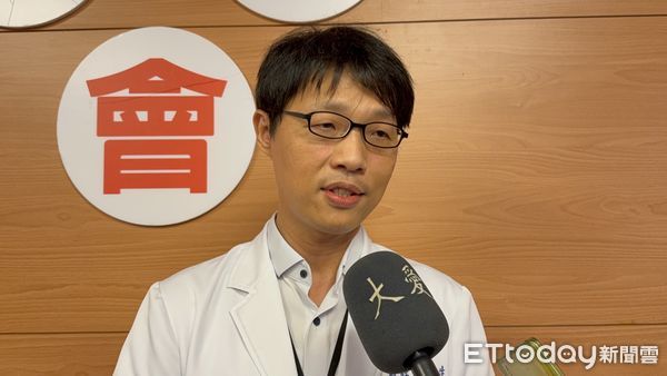 ▲高雄榮總老年身心科醫師朱哲生。（圖／記者許宥孺攝）