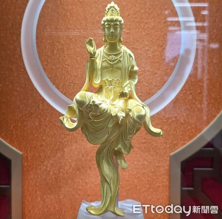 ▲銀樓飾金報價持續飛升。（圖／記者陳瑩欣攝）