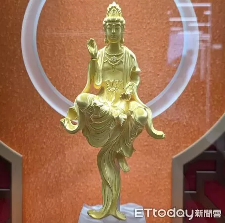 ▲銀樓飾金掛牌價升天。（圖／記者陳瑩欣攝）