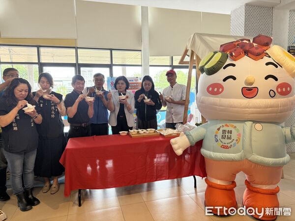 ▲縣長張麗善帶領團隊宣布滷肉飯節正式開跑，現場香氣四溢。（圖／記者游瓊華翻攝）