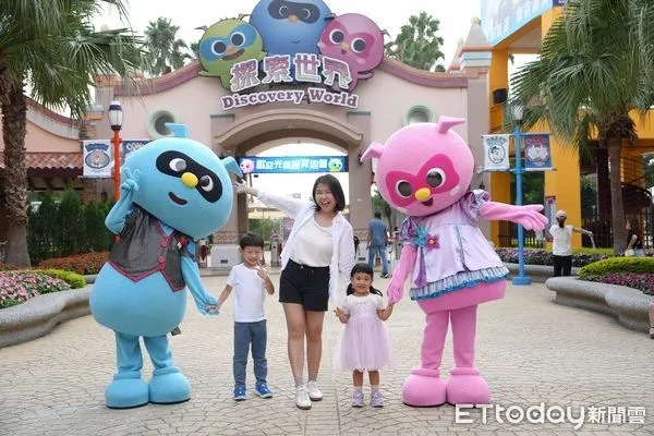 ▲搶攻連假人潮! 玩麗寶樂園送大桶COLD STONE冰淇淋。（圖／記者游瓊華翻攝）